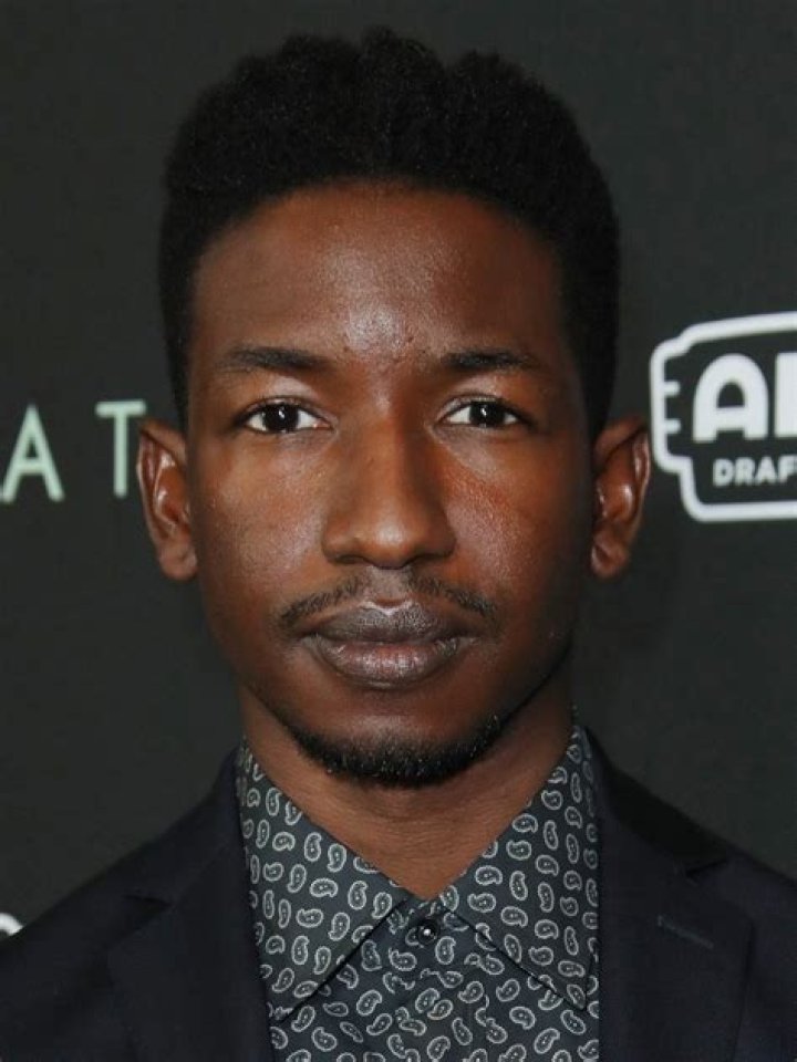 Mamoudou Athie- Biography, Age, Height, Weight, Net Worth, Girlfriend