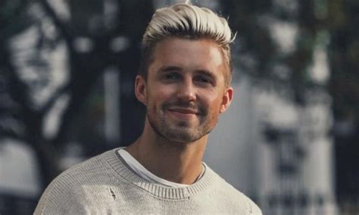 Marcus Butler- Net Worth, Bio, Age, Girlfriend, Height, Ethnicity, Career