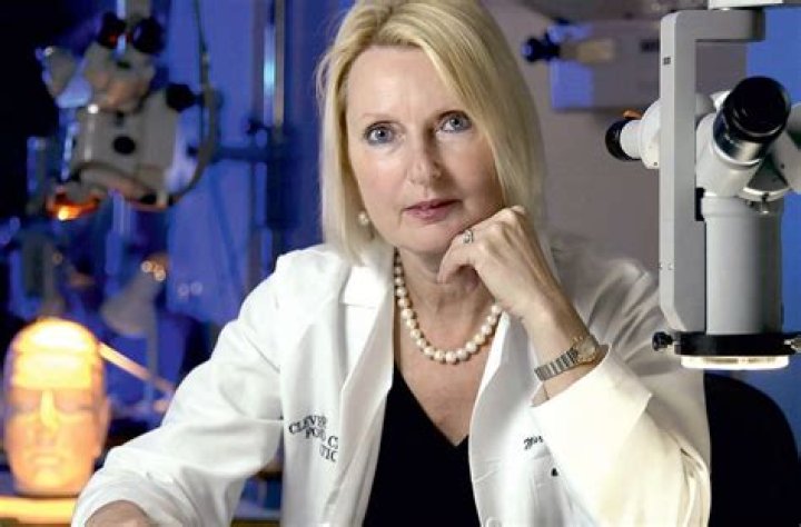 Maria Siemionow- Bio, Age, Height, Net Worth, Husband, Marriage