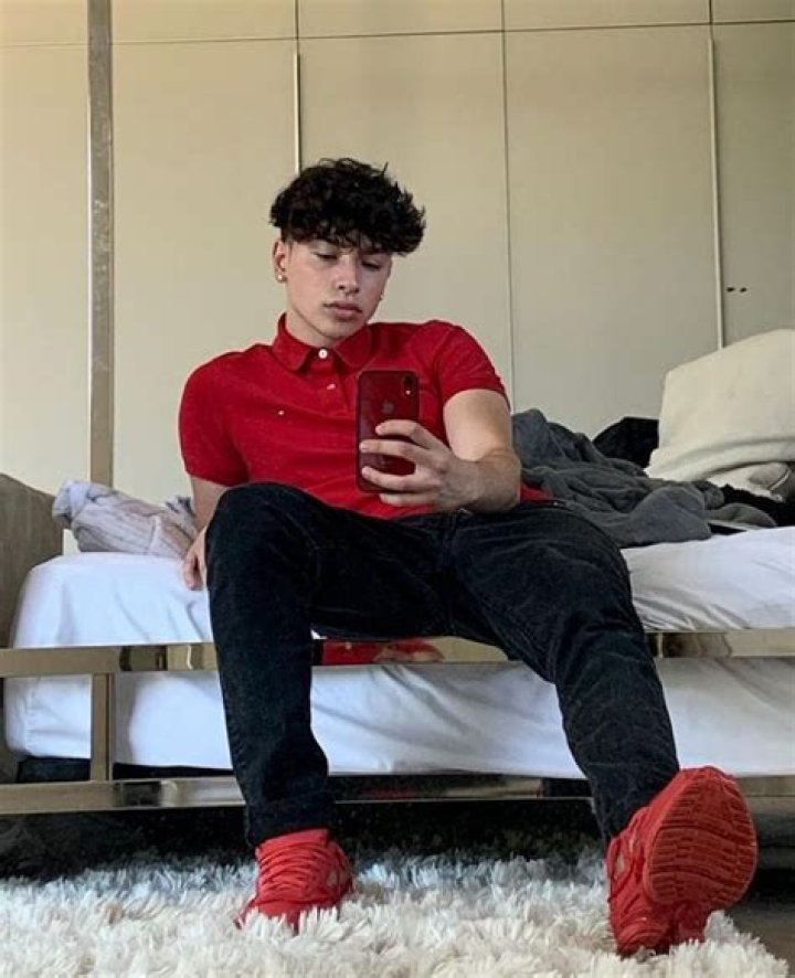 Mariano Castano- Net worth, Age, Bio, Height, Girlfriend, Nationality, Career