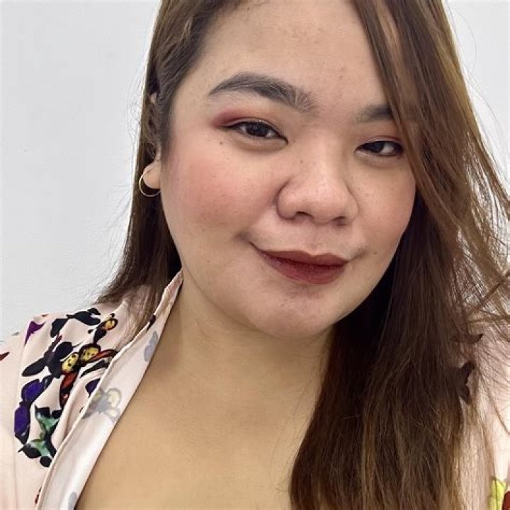 Marie Reyes- Wiki, Age, Height, Net Worth, Husband, Ethnicity