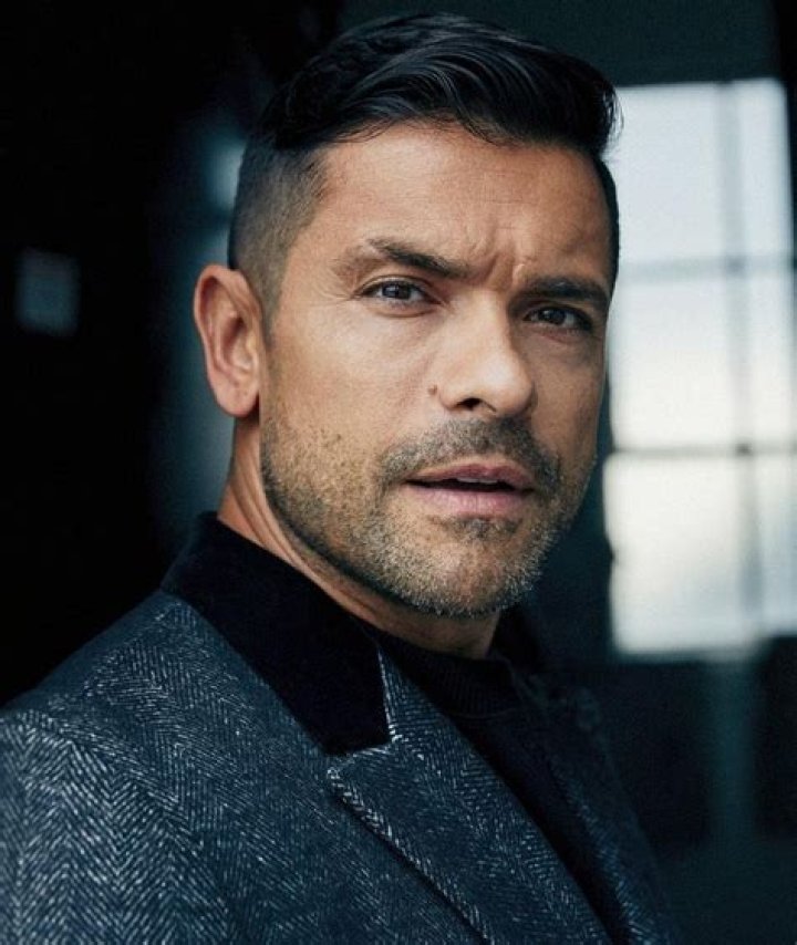 Mark Consuelos- Biography, Age, Height, Net Worth, Wife, Career