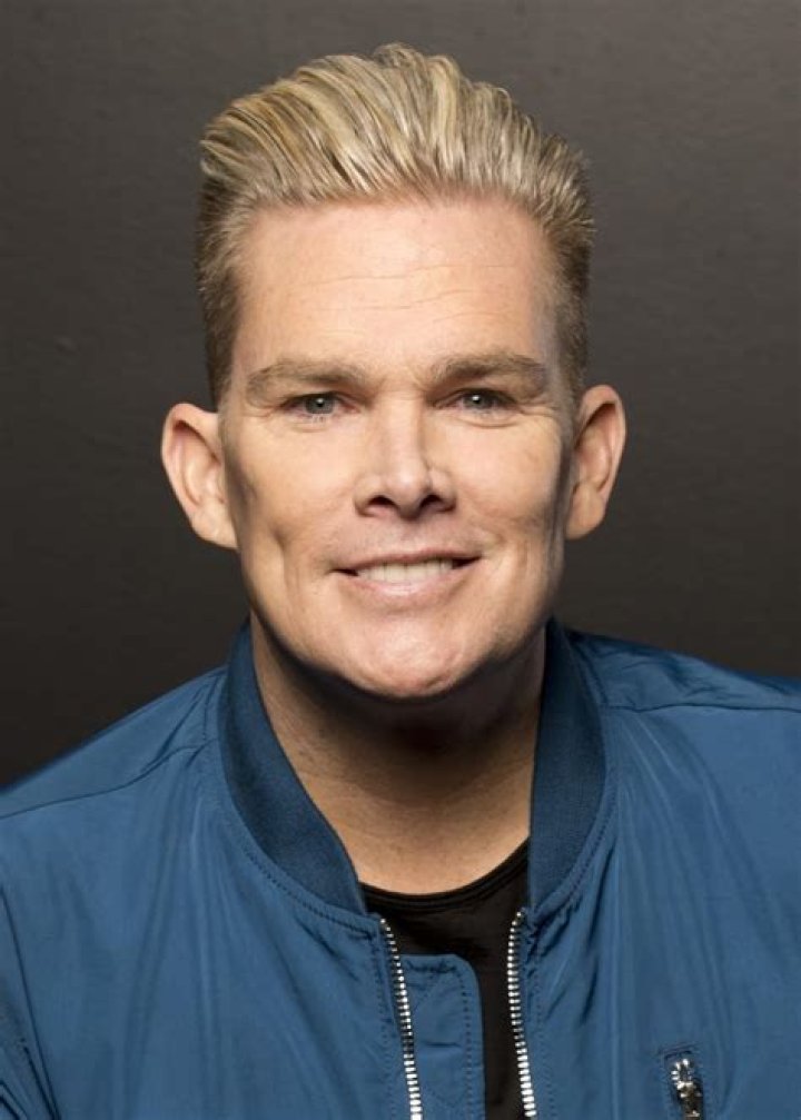Mark McGrath- Net Worth, Age, Ethnicity, Husband, Height, Career