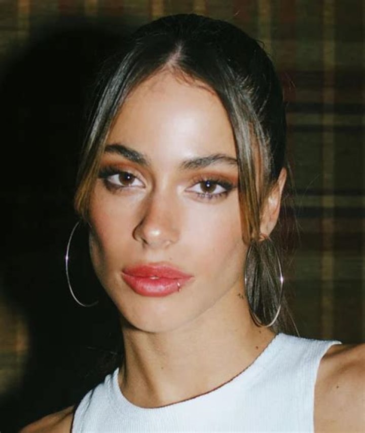 Martina Stoessel- Wiki, Age, Height, Net Worth, Boyfriend, Ethnicity