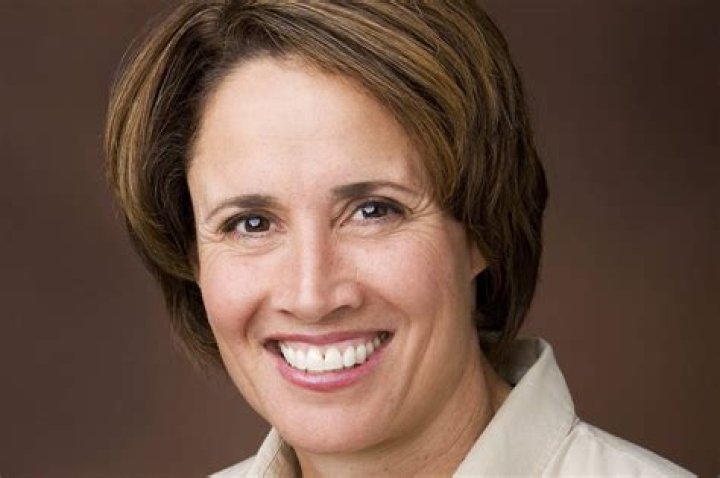 Mary Carillo- Wiki, Age, Ethnicity, Husband, Height, Net Worth, Career