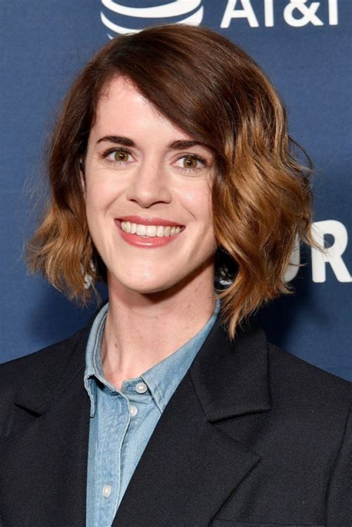 Mary Holland- Wiki, Age, Height, Net Worth, Husband, Ethnicity