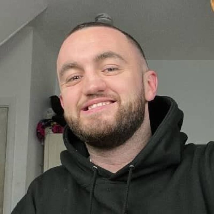 Mashtag Brady- Wiki, Age, Height, Net Worth, Girlfriend, Ethnicity