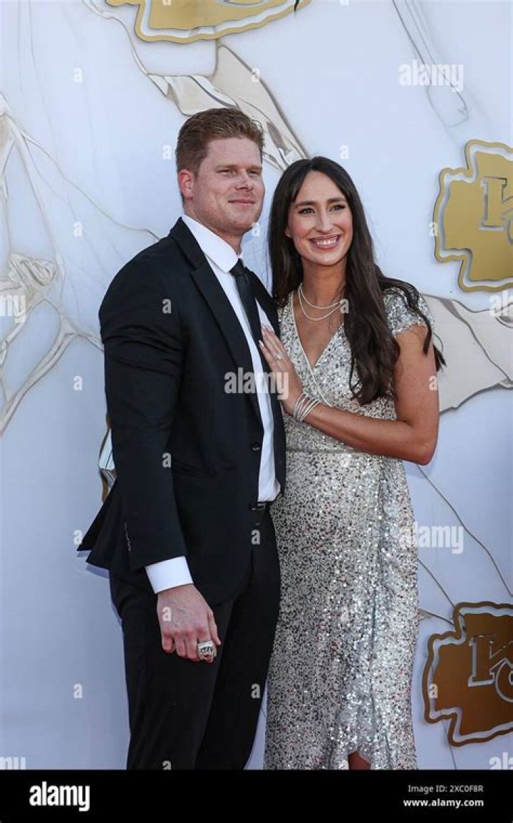 Matt Bushman- Wiki, Age, Net Worth, Height, Wife, Ethnicity