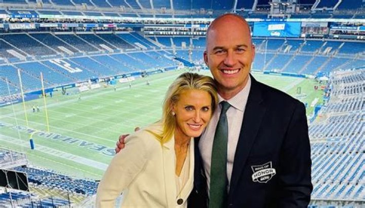 Matt Hasselbeck- Wiki, Age, Wife, Ethnicity, Net Worth, Height, Career