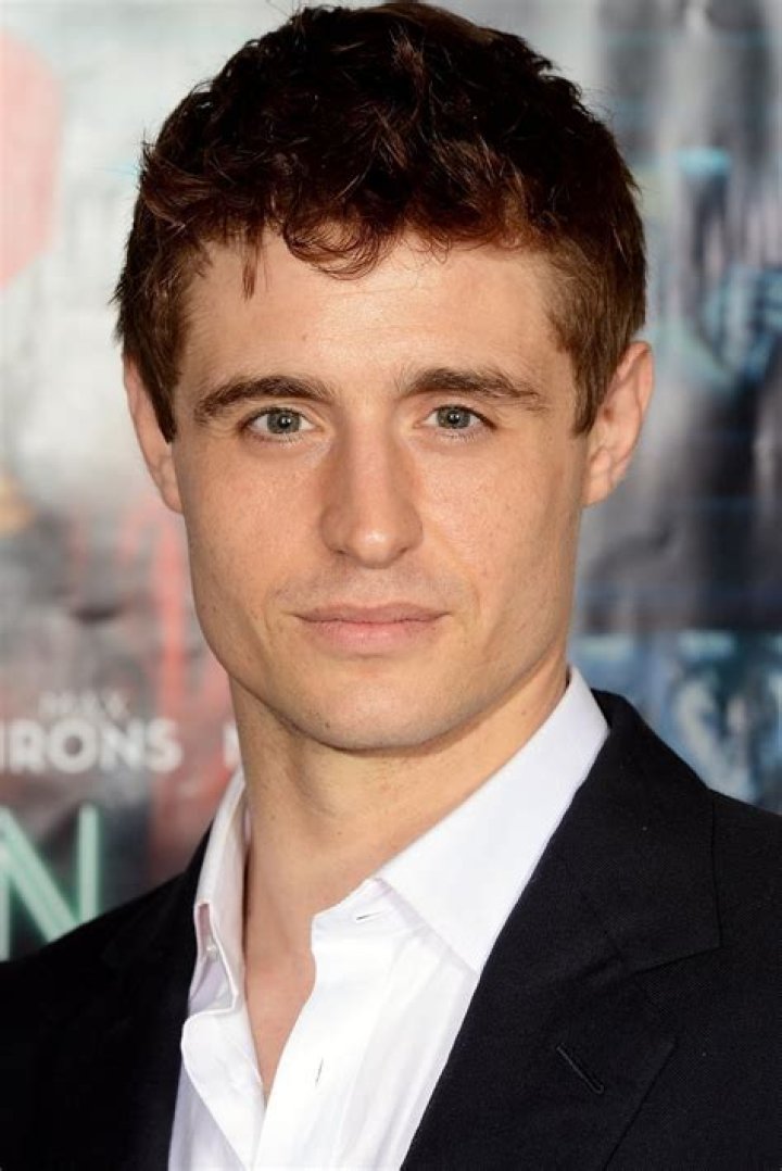 Max Irons- Bio, Age, Height, Net Worth, Wife, Marriage