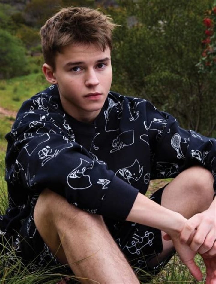 Max Jenkins- Wiki, Age, Height, Net Worth, Girlfriend, Ethnicity