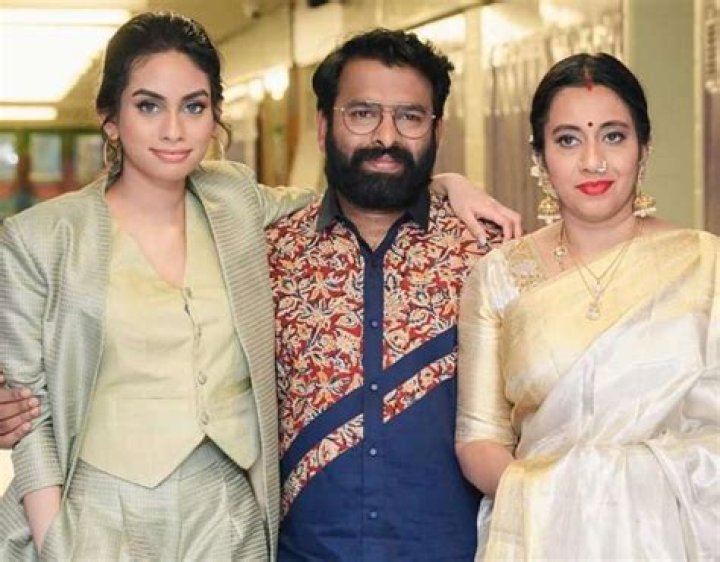 Meenakshi Iyer- Wiki, Age, Ethnicity, Husband, Marriage