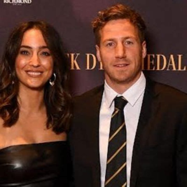 Meet Abbey Gelmi, Husband Kane Lambert: Married Life & Kids Detail