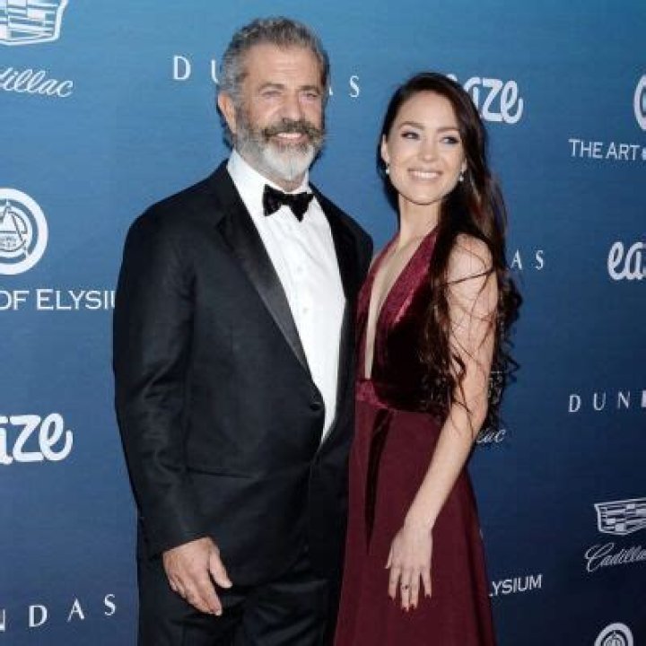Mel Gibson Sexuality And Partner: Is Mel Gibson Gay?