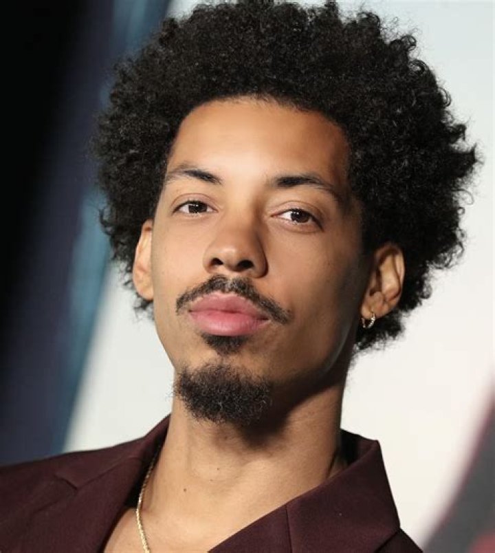 Melvin Gregg- Age, Height, Net Worth, Girlfriend, Career, Nationality