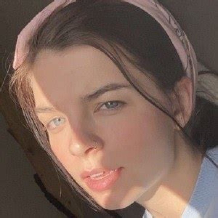 Mia Wathern- Age, Boyfriend, Height, Net Worth, Career, Nationality