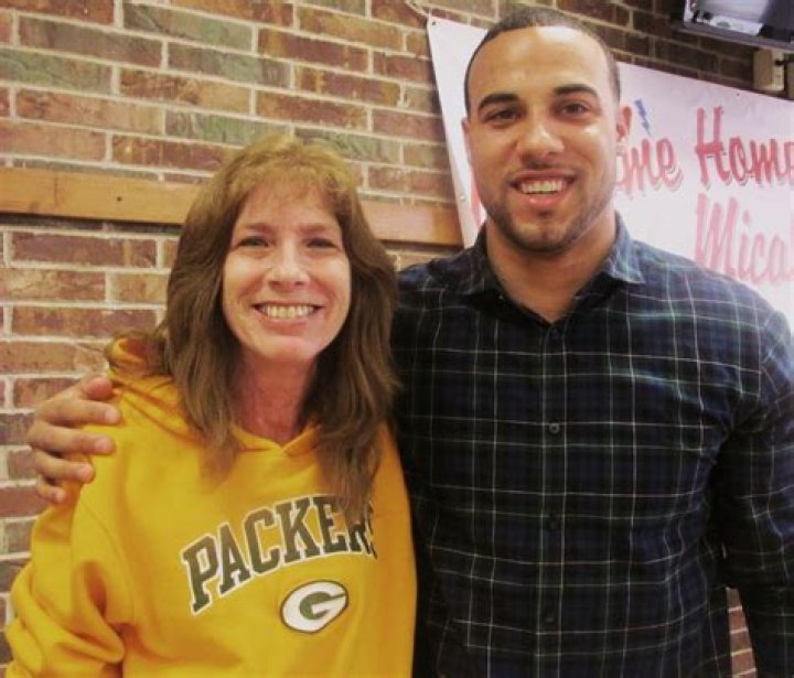 
Micah Hyde Family Ethnicity & Wiki: Where Are His Parents From?	