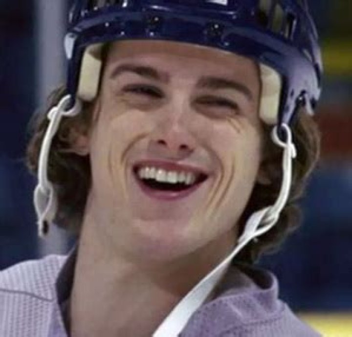 Michael Mantenuto- Wiki, Age, Height, Net Worth, Wife, Ethnicity