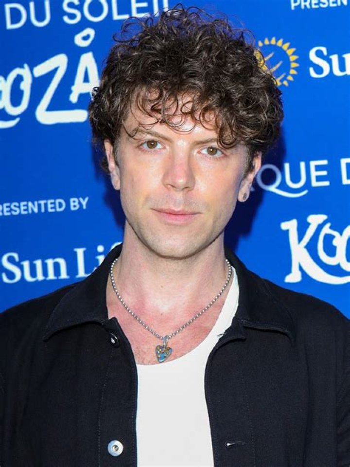 Michael Seater- Wiki, Age, Height, Net Worth, Girlfriend, Ethnicity