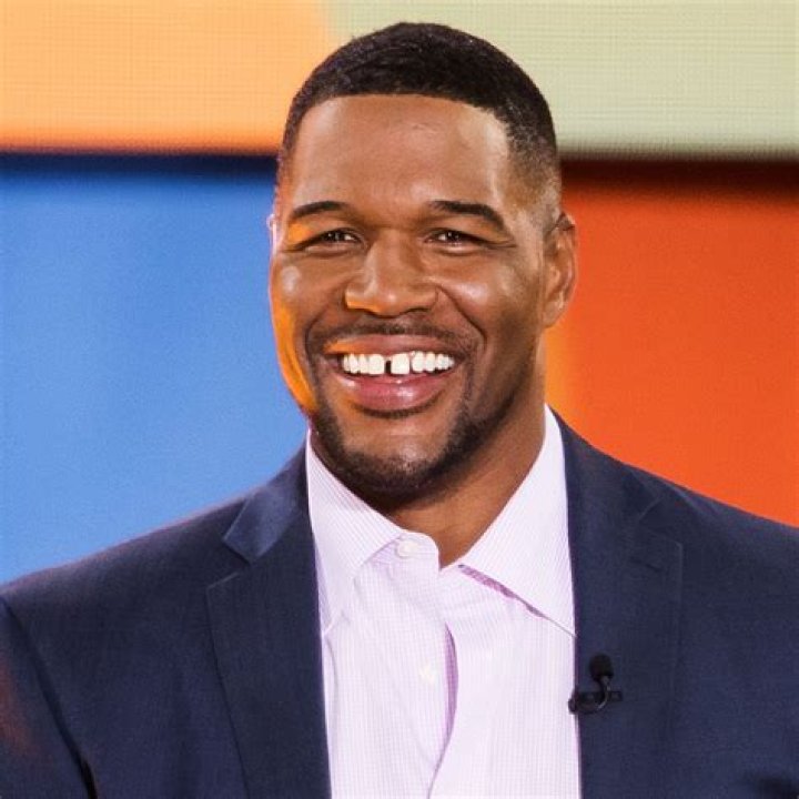 Michael Strahan- Bio, Age, Height, Net Worth, Wife, Marriage, Career