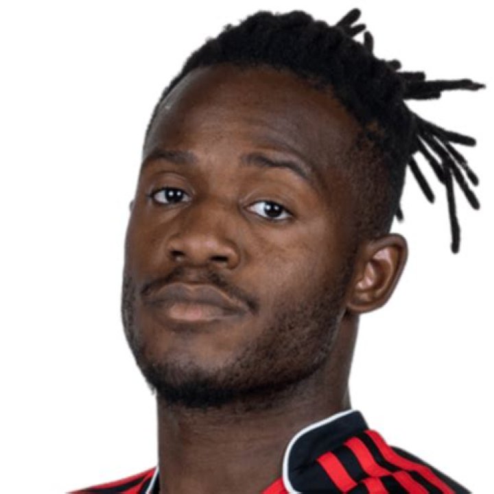 Michy Batshuayi- Wiki, Age, Height, Girlfriend, Net Worth, Ethnicity, Career