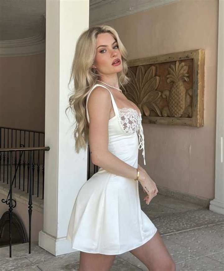 Mikaela Long- Wiki, Bio, Age, Height, Boyfriend, Net Worth