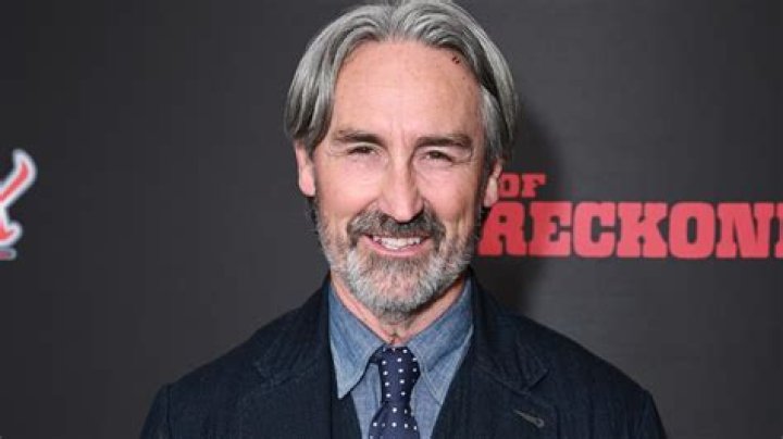 Mike Wolfe- Bio, Wiki, Age, Girlfriend, Height, Net Worth, Career