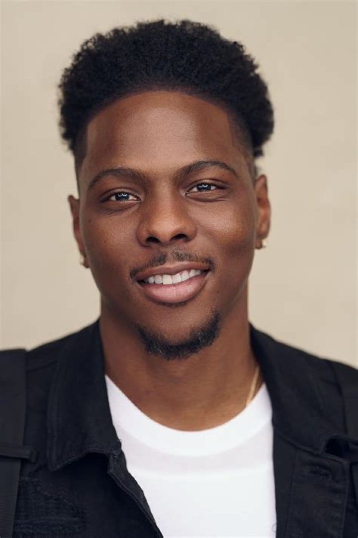 Mitchell Edwards- Wiki, Age, Height, Net Worth, Girlfriend, Dating