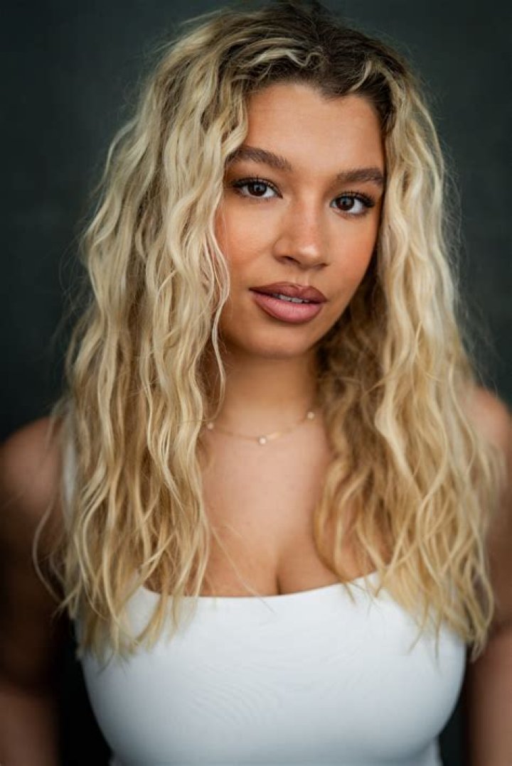 Molly Rainford- Wiki, Biography, Age, Height, Net Worth, Boyfriend