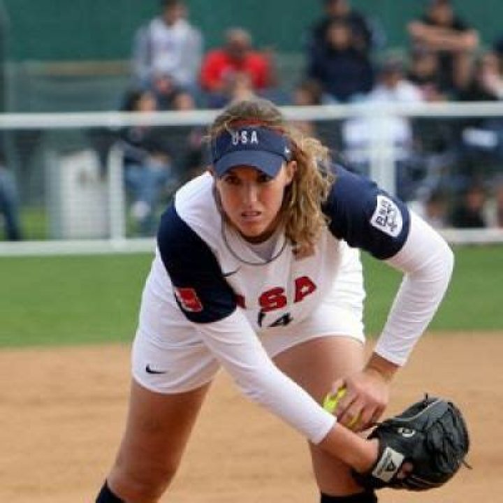 Monica Cecilia Abbott- Net Worth, Bio, Age, Boyfriend, Height, Nationality