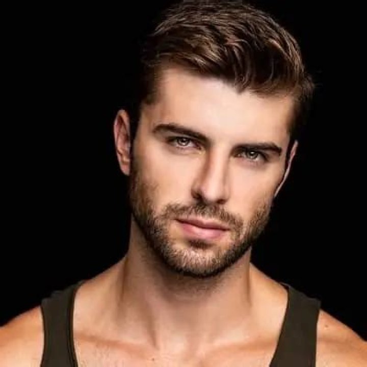 Myles Clohessy- Wiki, Age, Height, Net Worth, Girlfriend, Ethnicity