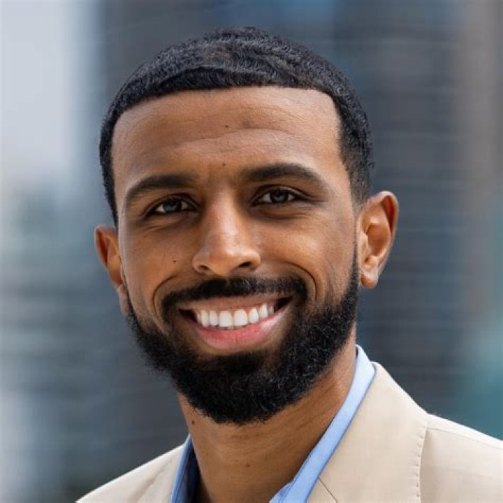 Myron Gaines- Wiki, Age, Net Worth, Girlfriend, Dating