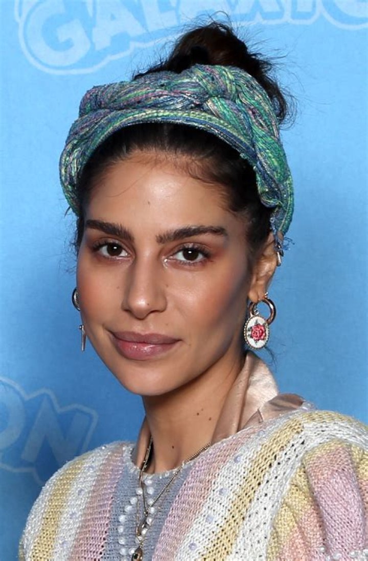 Nadia Hilker- Wiki, Age, Height, Net Worth, Boyfriend, Ethnicity