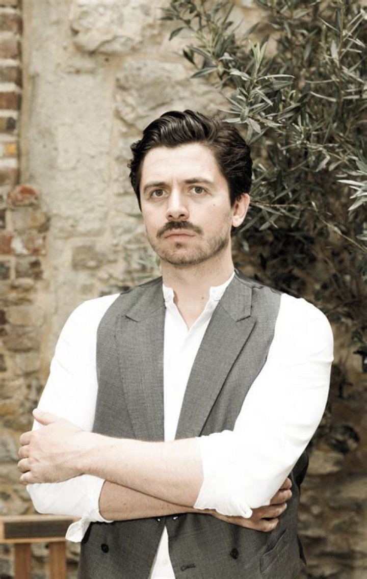 Nadim Naaman- Age, Net Worth, Height, Wife, Career, Nationality