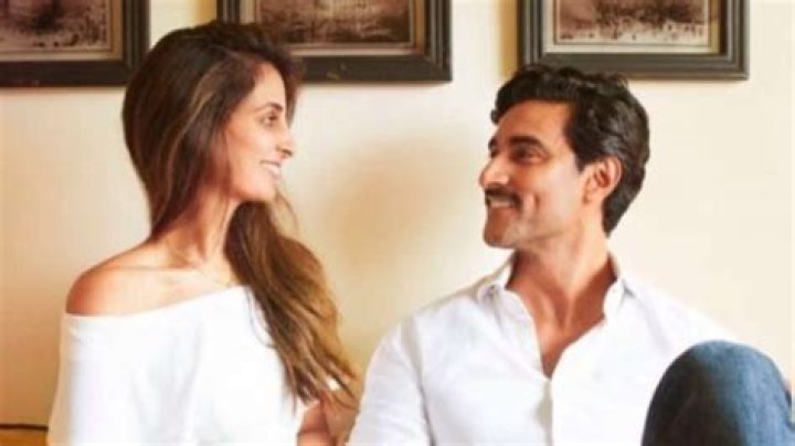 Naina Bachchan- Bio, Age, Height, Net Worth, Husband, Marriage