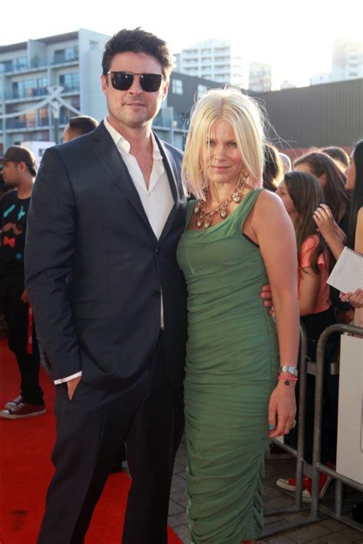 
Karl Urban- Bio, Age, Height, Net Worth, Wife, Marriage	