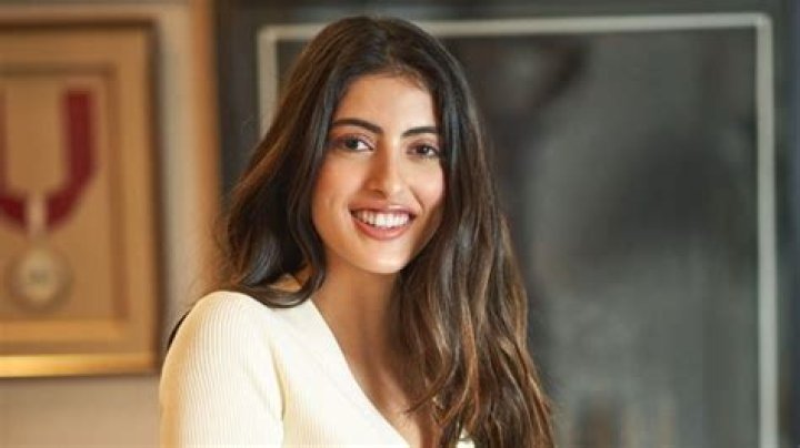 Navya Nanda- Net Worth, Age, Boyfriend, Ethnicity, Height, Instagram