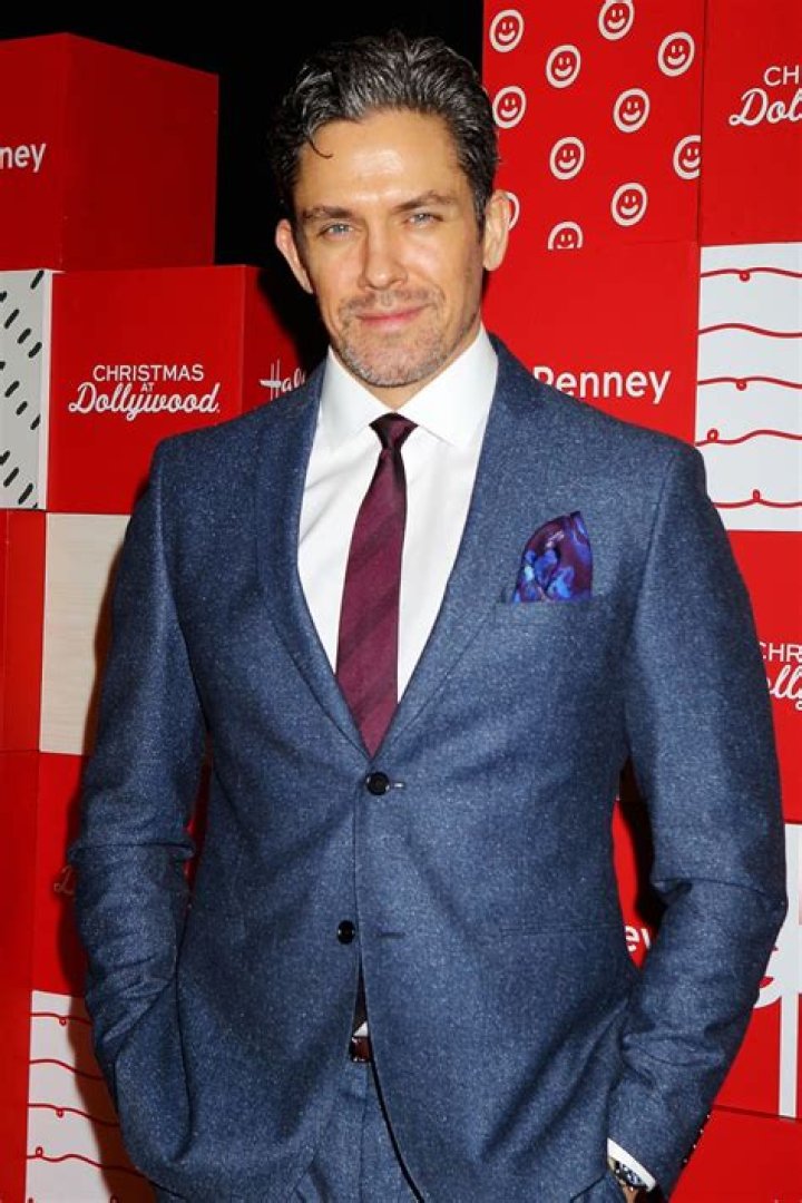 Neal Bledsoe- Wiki, Age, Height, Net Worth, Girlfriend, Ethnicity