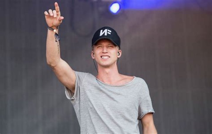 NF- Age, Wife, Height, Net Worth, Nationality