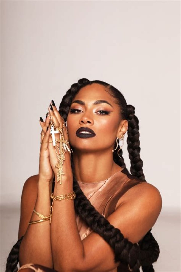 Nia Correia- Wiki, Age, Net Worth, Height, Boyfriend, Ethnicity