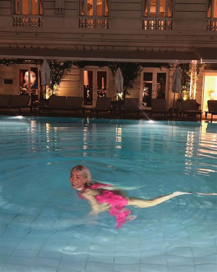 Nikita Dragun Was Arrested After Hotel Staff Said She Was Roaming Shirtless Around The Pool Area