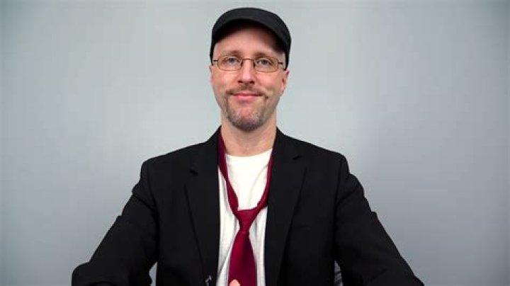 Who Is Nostalgia Critic? Wiki, Age, Height, Net Worth, Ethnicity, Wife, Marriage