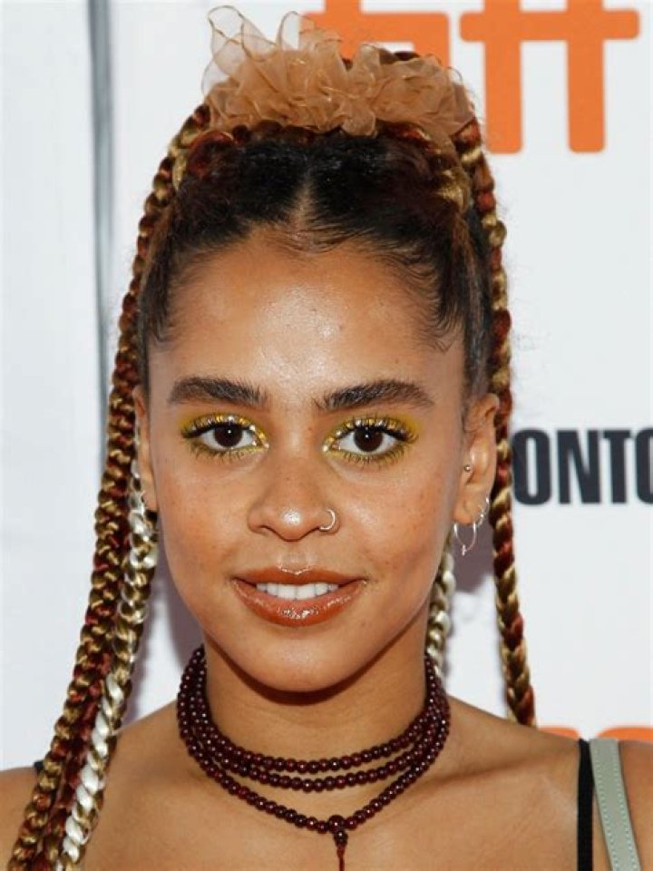 Olive Gray- Wiki, Age, Height, Net Worth, Boyfriend, Ethnicity, Career