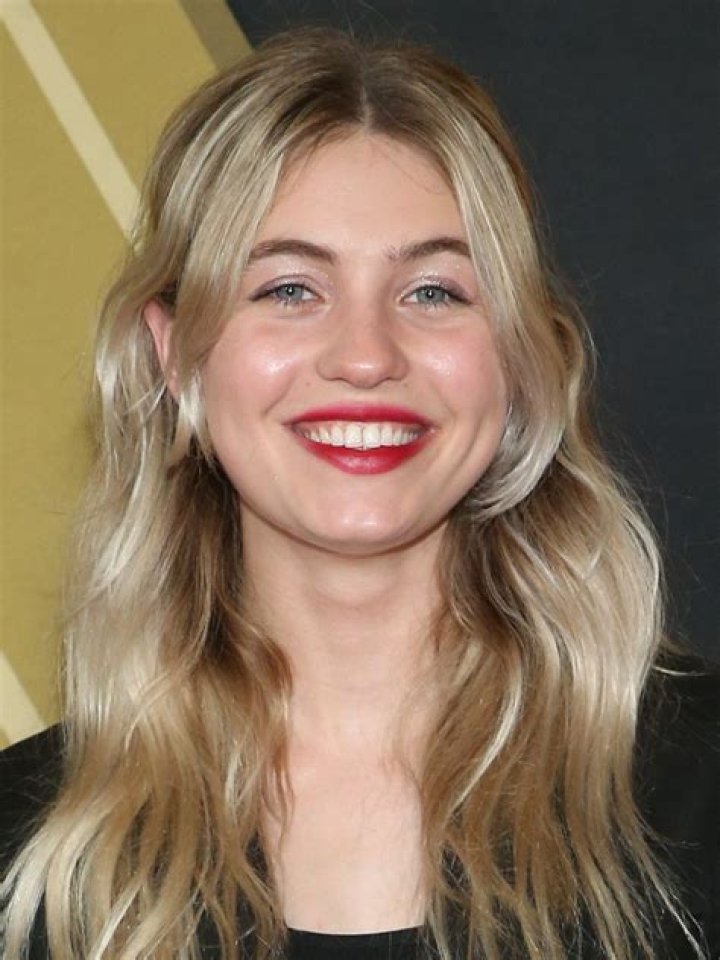 Olivia Welch- Net Worth, Bio, Age, Dating, Height, Career