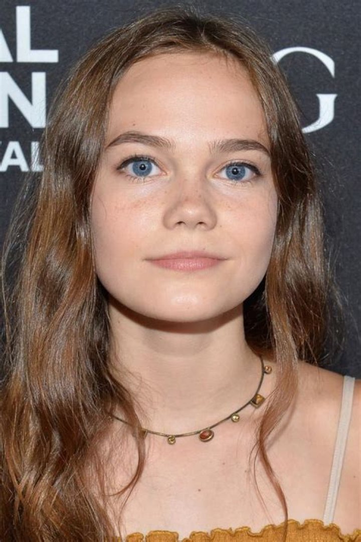 Oona Laurence- Wiki, Age, Height, Net Worth, Boyfriend, Ethnicity