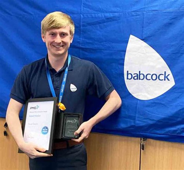 Owen Baylis- Wiki, Age, Ethnicity, Husband, Height, Net Worth, Career