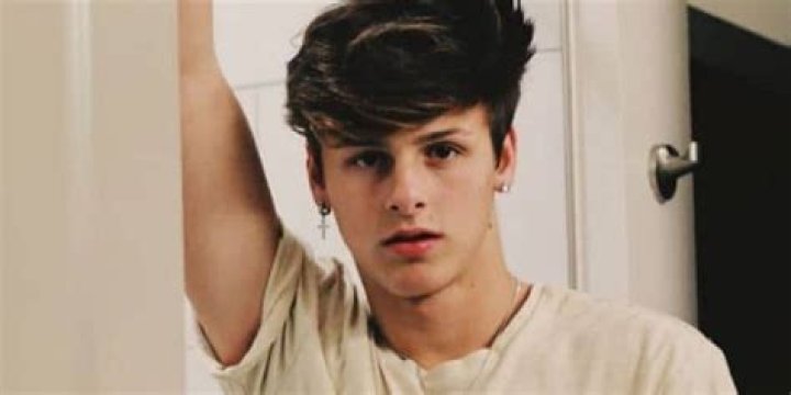 Owen Bodnar- Net Worth, Bio, Age, Girlfriend, Height, Tik Tok, Career