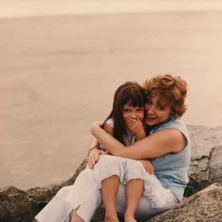 Pam Cline- All About The Mother Of Madelyn Cline