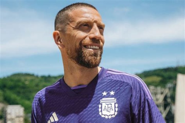 Papu Gómez- Wiki, Age, Height, Wife, Net Worth, Ethnicity, Career