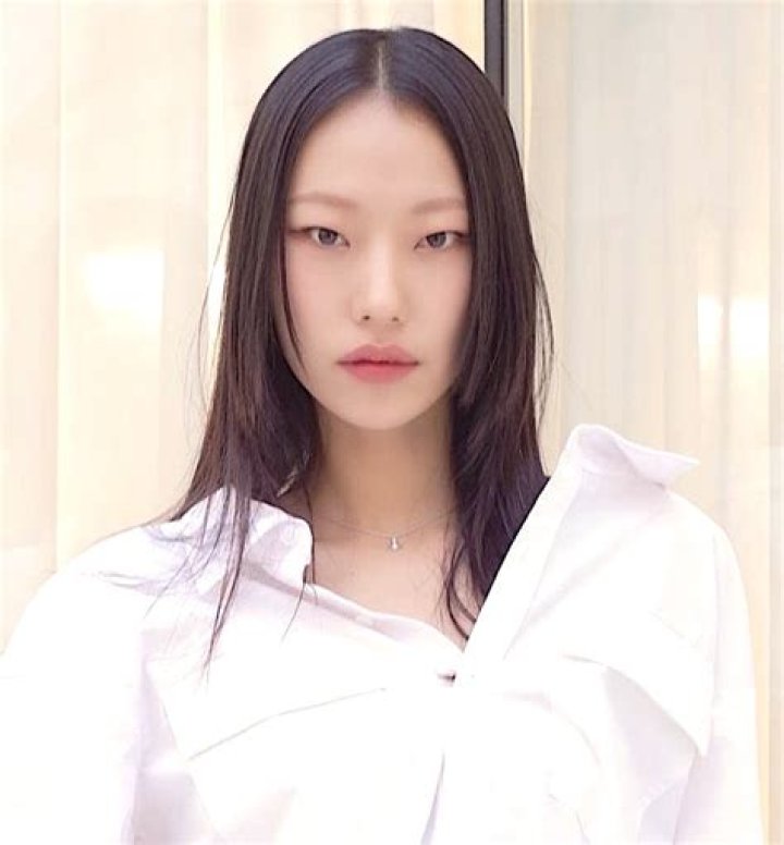 Park Hee-Jung Wiki, Age, Height, Net Worth, Boyfriend, Ethnicity